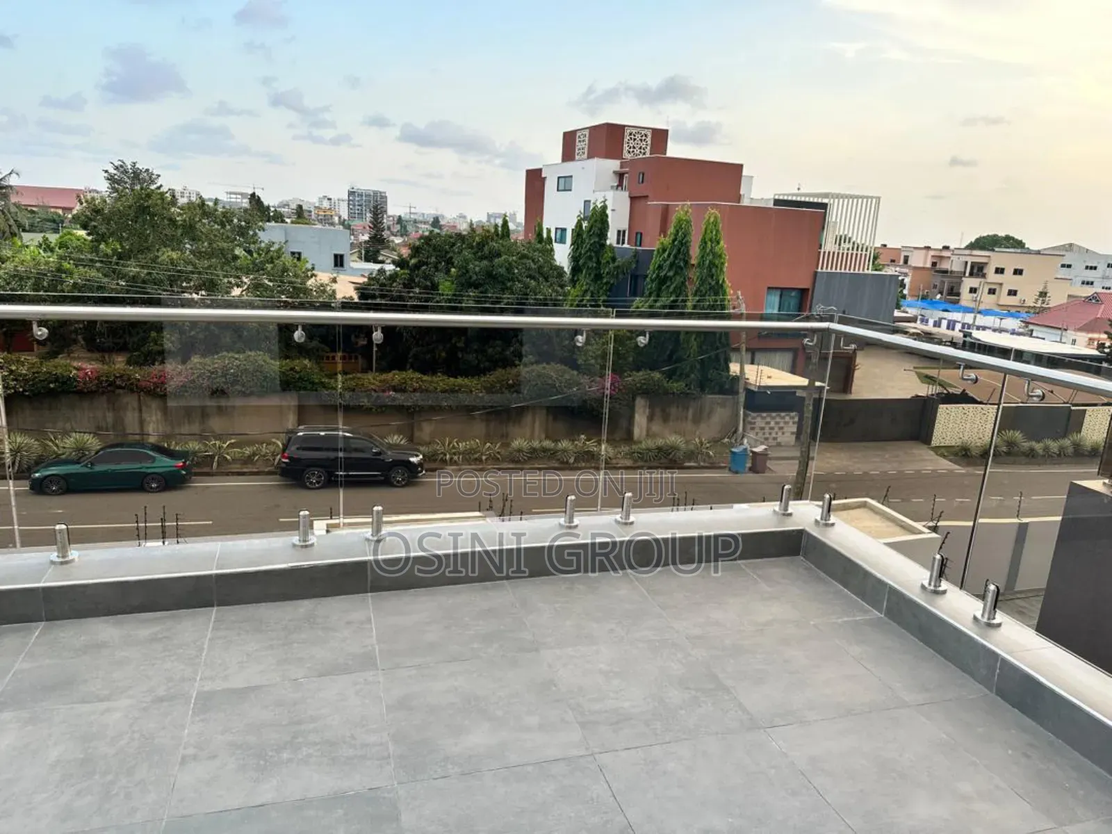 5bdrm Townhouse / Terrace in East Legon for rent