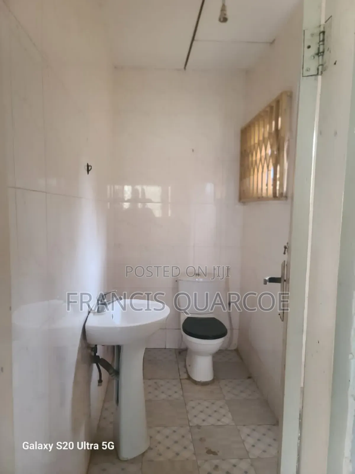 1bdrm Apartment in Francis Quarcoe, Dome for rent