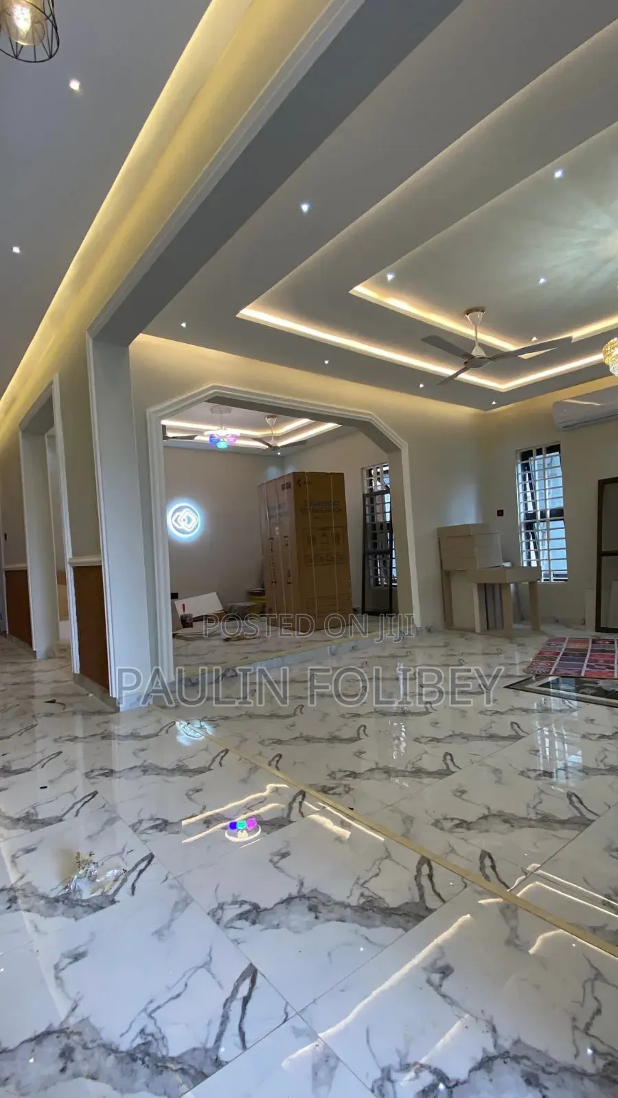 6bdrm House in Dg Properties, Kasoa for sale