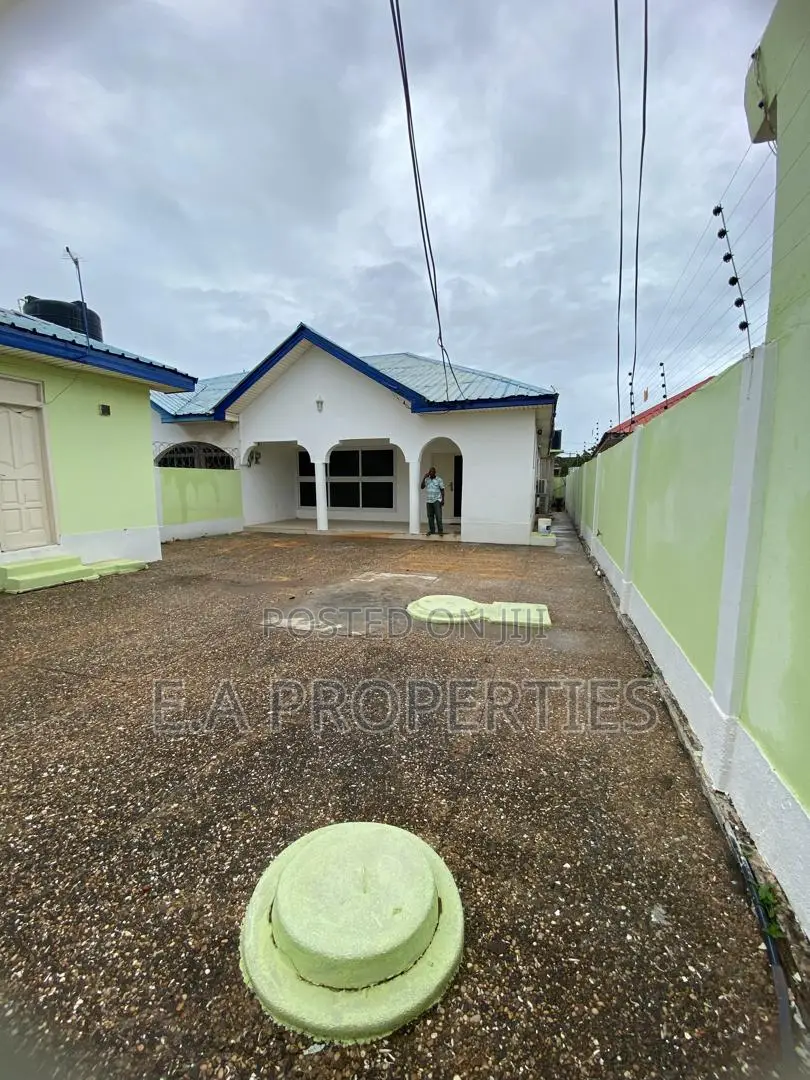 4bdrm House in E A Properties, Ability for sale