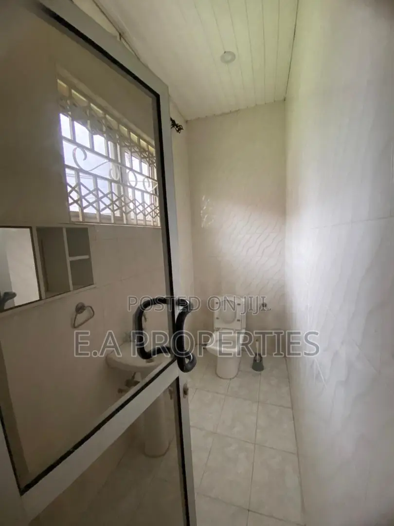 4bdrm House in E A Properties, Ability for sale