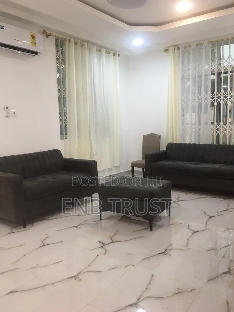 4bdrm House in Ablekuma, Olebu for sale
