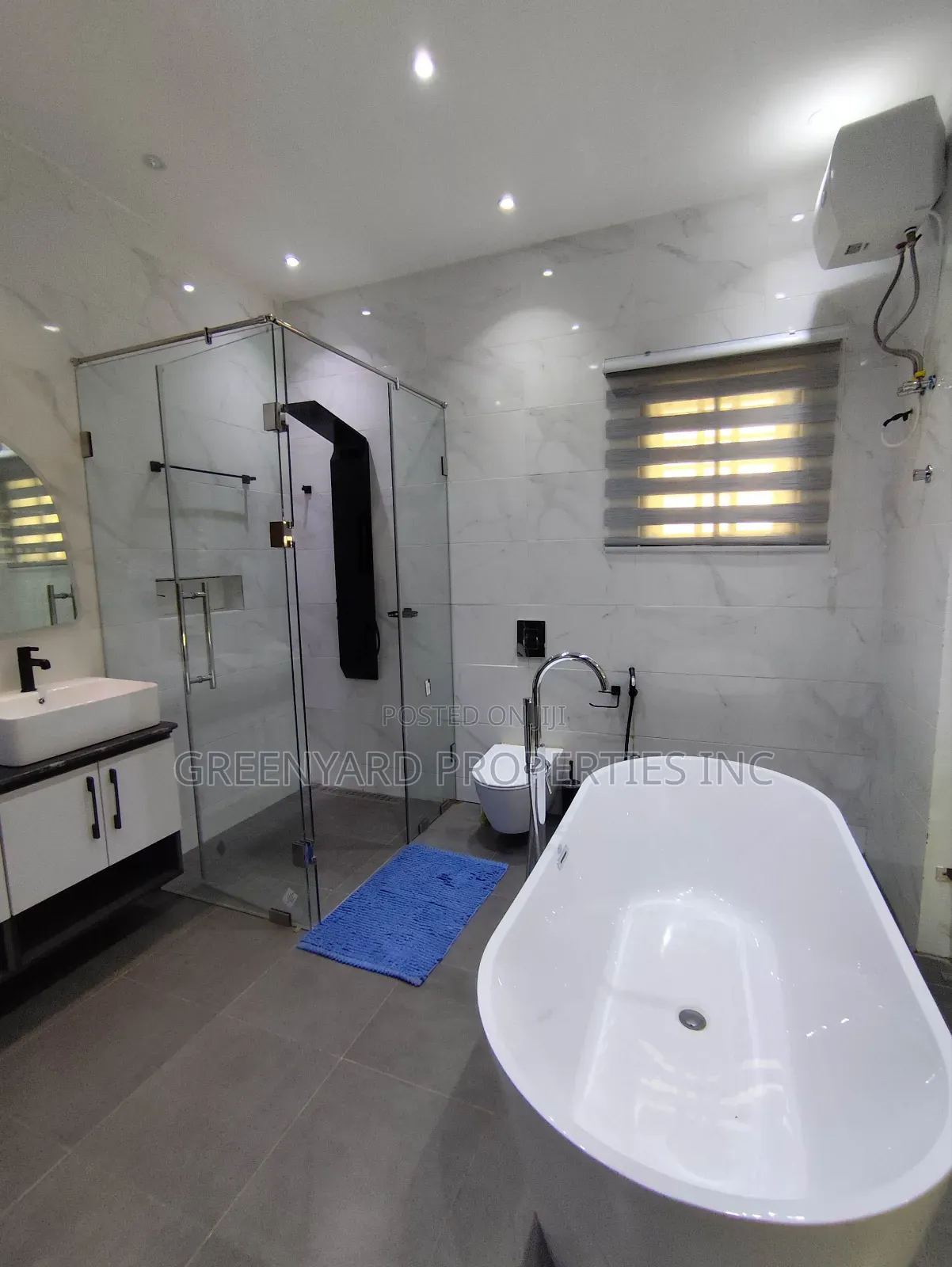 Furnished 4bdrm House in Hills, East Legon for sale