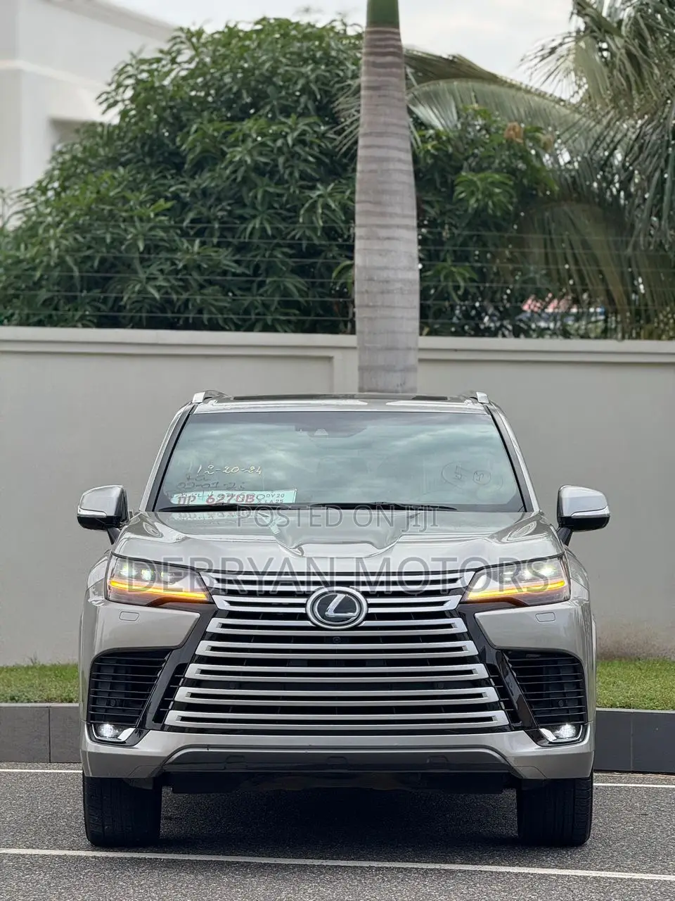 Lexus LX 2022 Gray