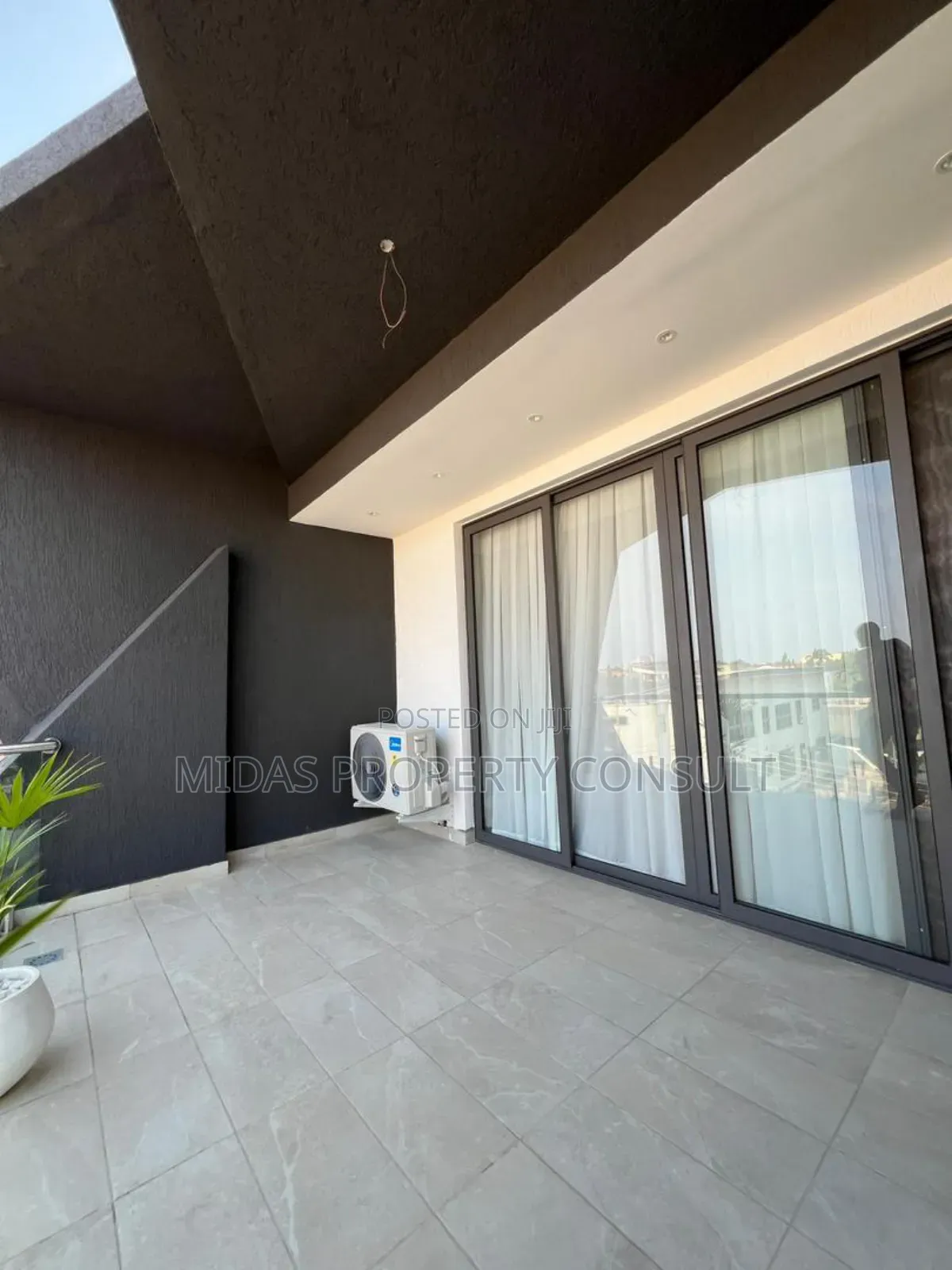 4bdrm House in Adjiringanor, East Legon for sale