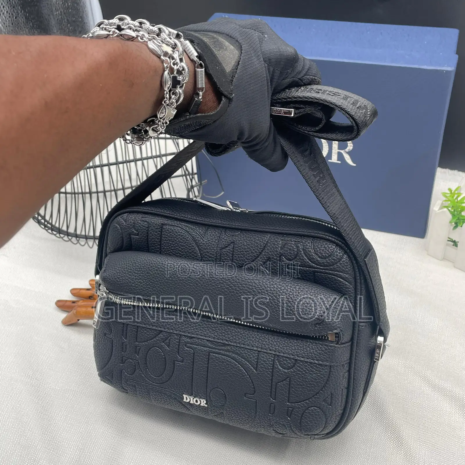 Dior Side / Crossbody Bag Buckle Up