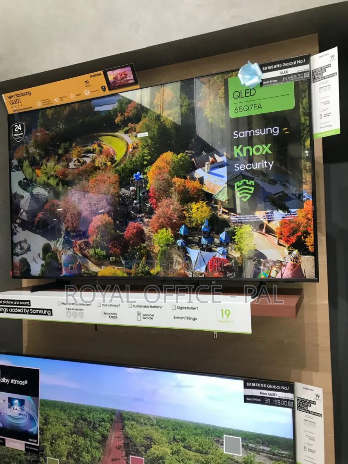 Flat Panel Samsung 65 Inches Designed 4l Télévision
