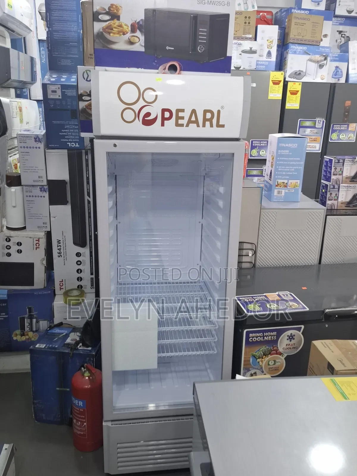 Large Size Pearl Display Fridge 300 Litres Available