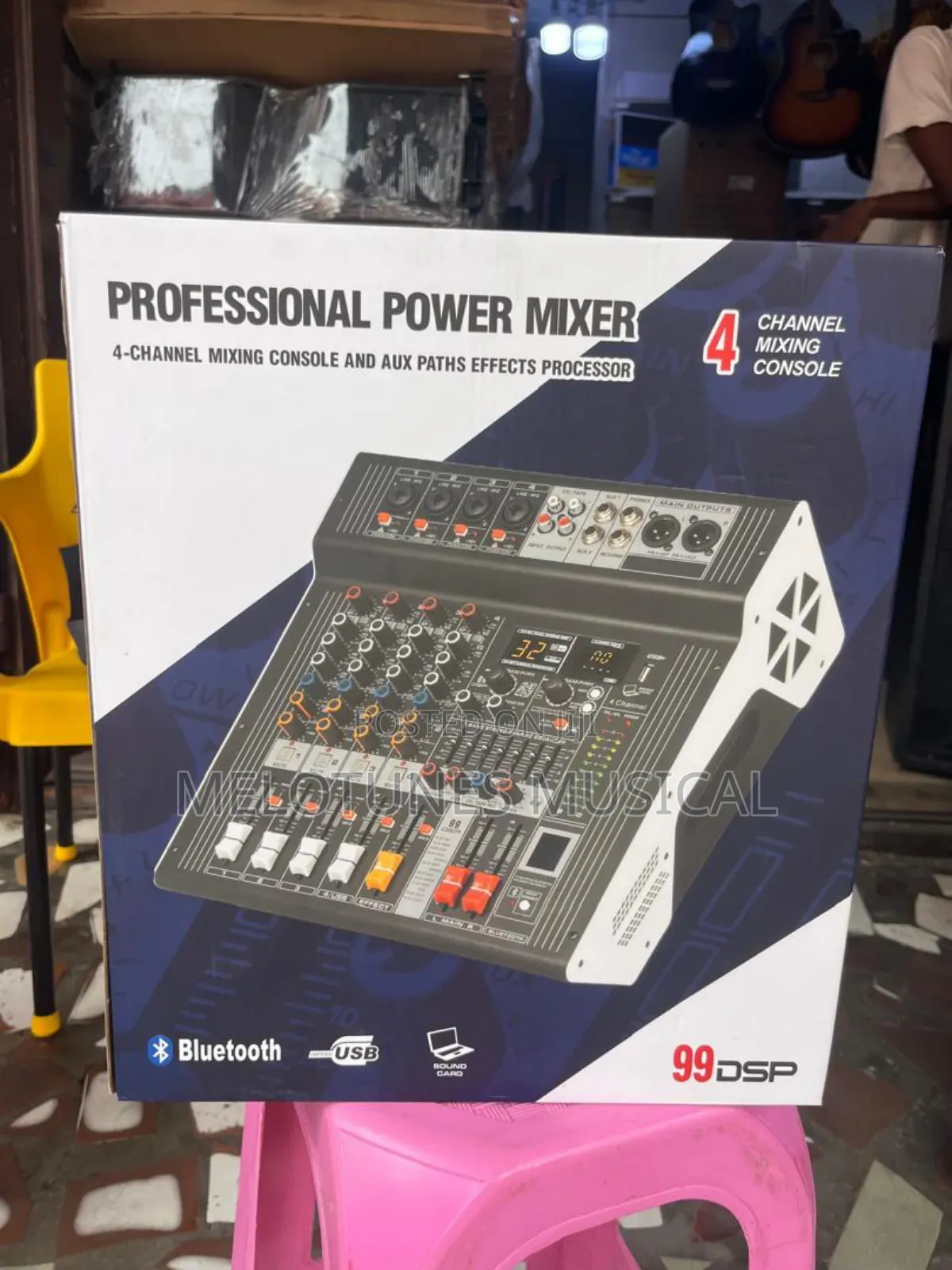 Yamaha DBX-Audio Pmx4 4channel Professional Powered Mixer