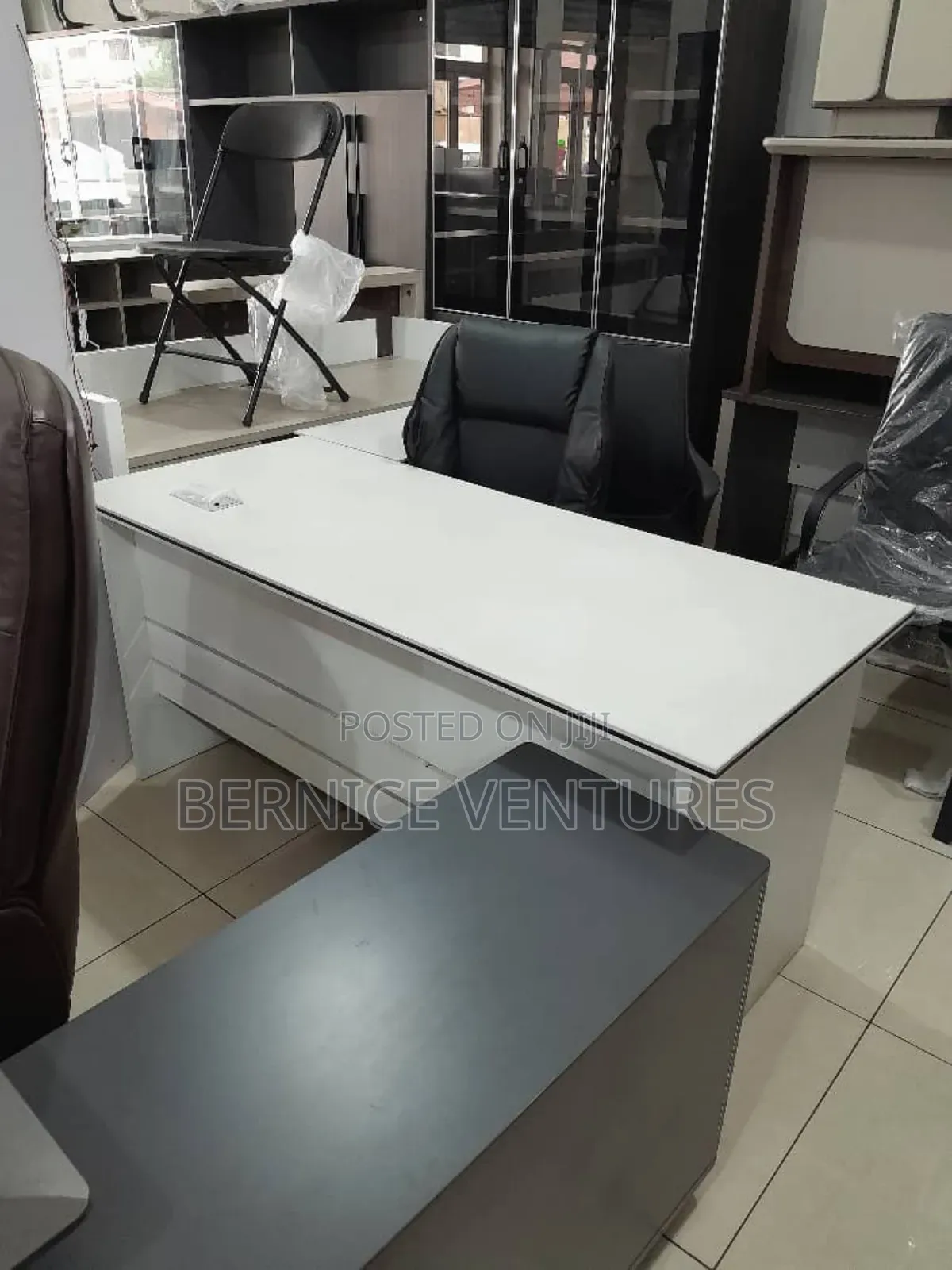 White L Shape Office Table