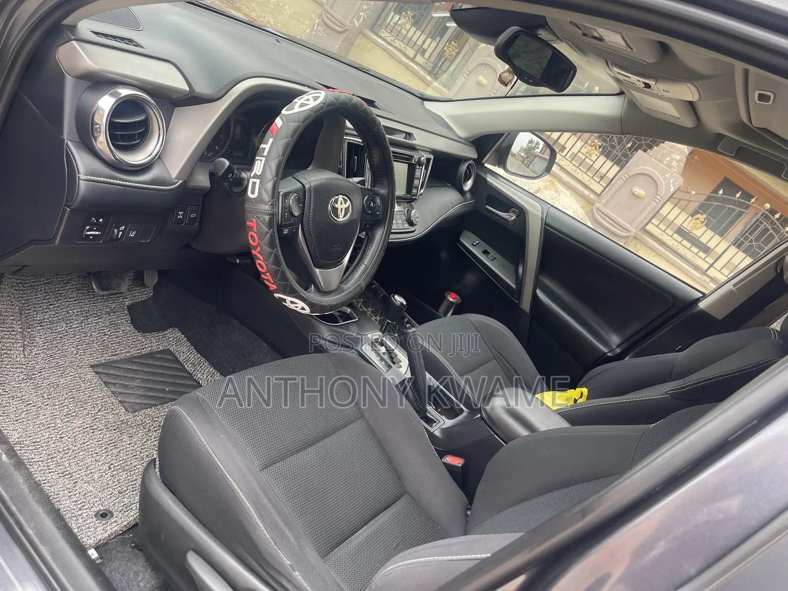 Toyota RAV4 2018 Gray