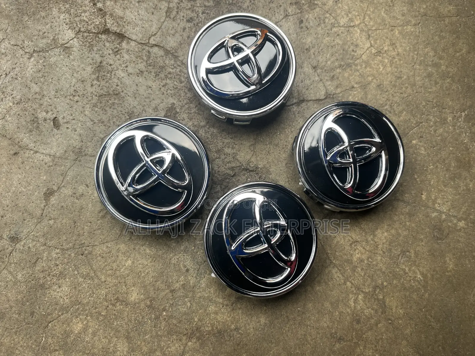 Toyota Camry Alloy Center Rim Cup