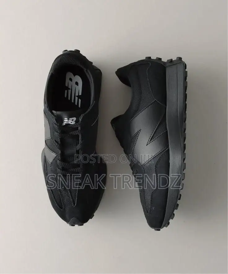 New Balance D Black