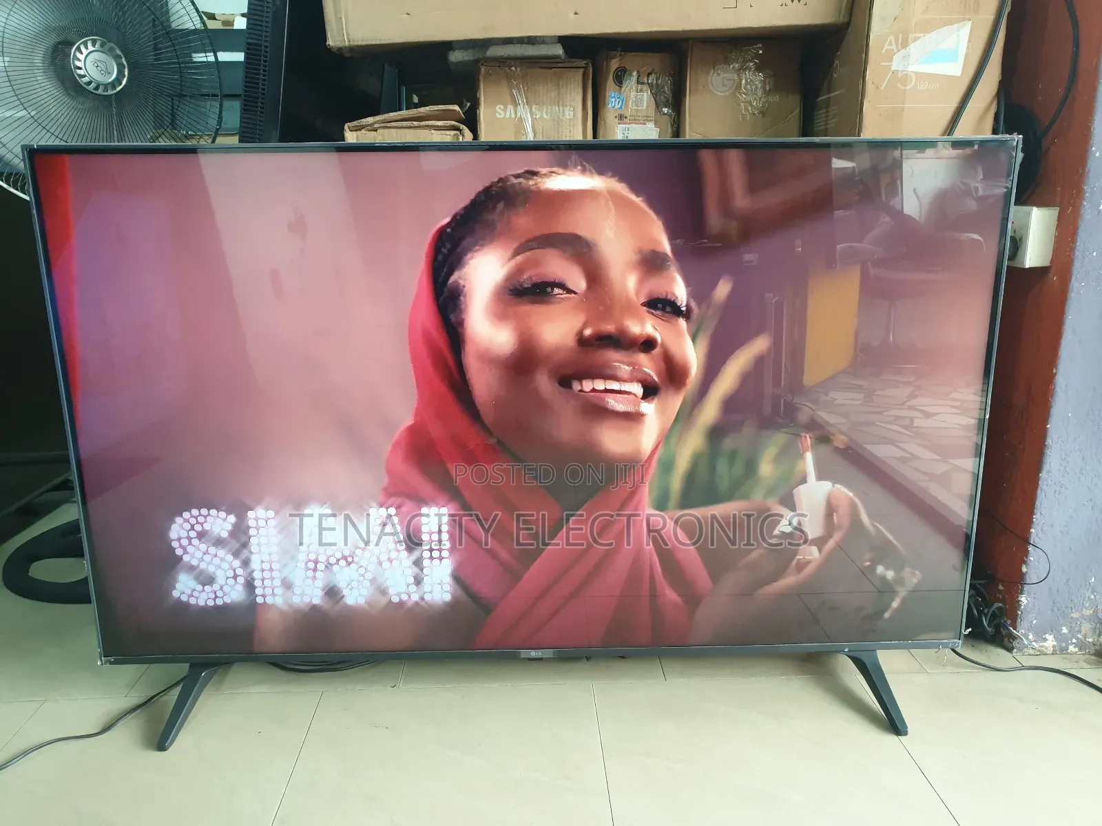 2024/Lg 55"Uhd HDR Edgeless Smart Satellite Tv