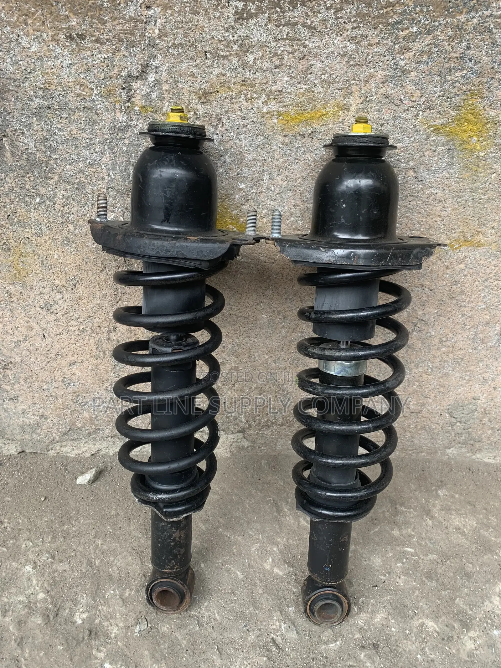 Toyota Corolla 2005 to 2019Back Shocks