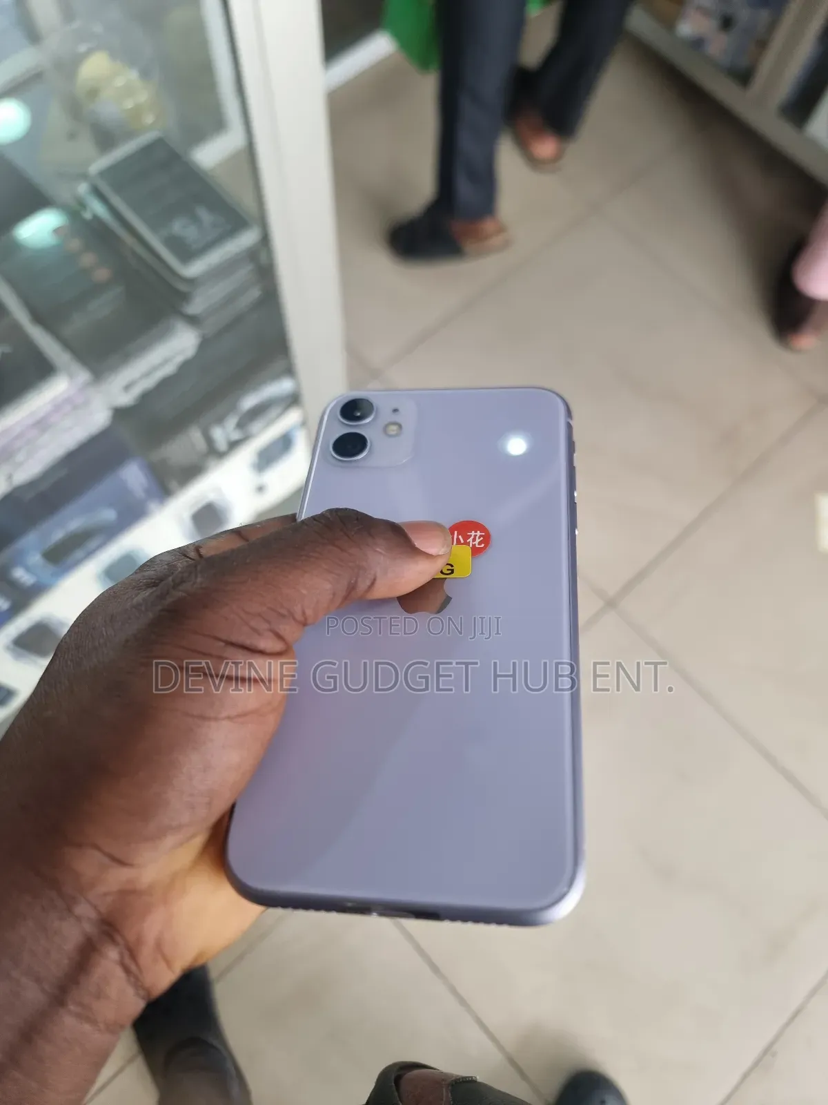 New Apple iPhone 11 128 GB Purple