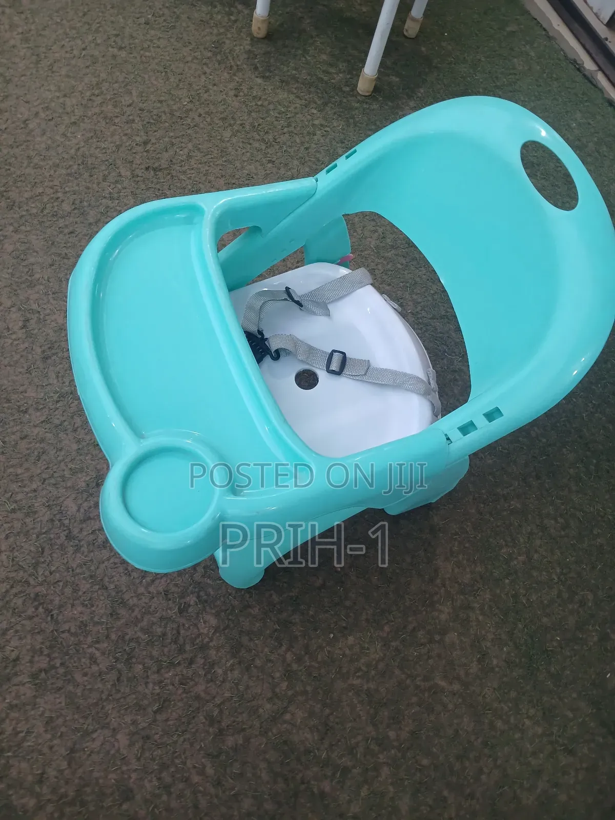 Kids Chair and Table With Seat Belt