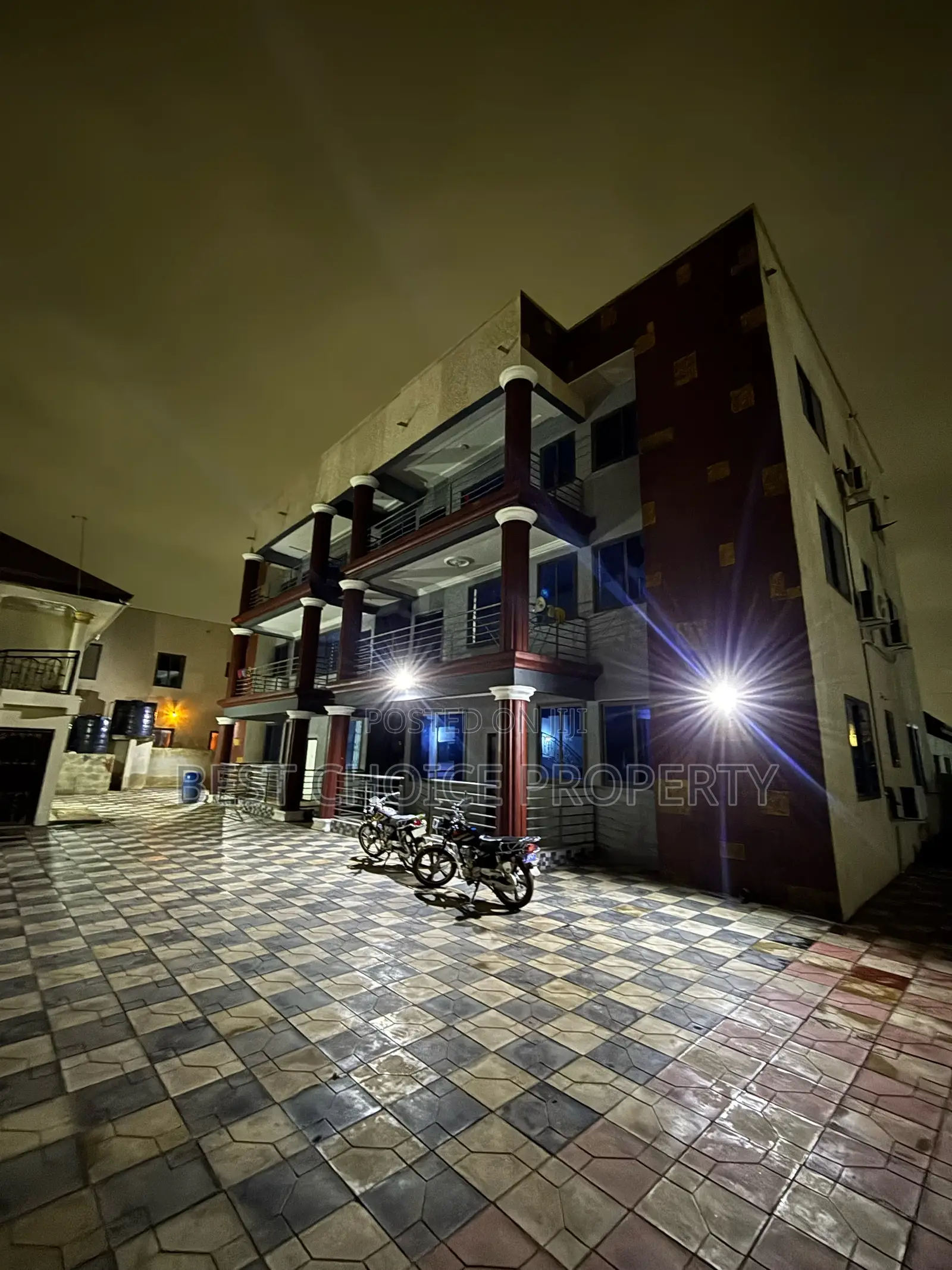 2bdrm Apartment in Owusu Ansar, Oyarifa for rent