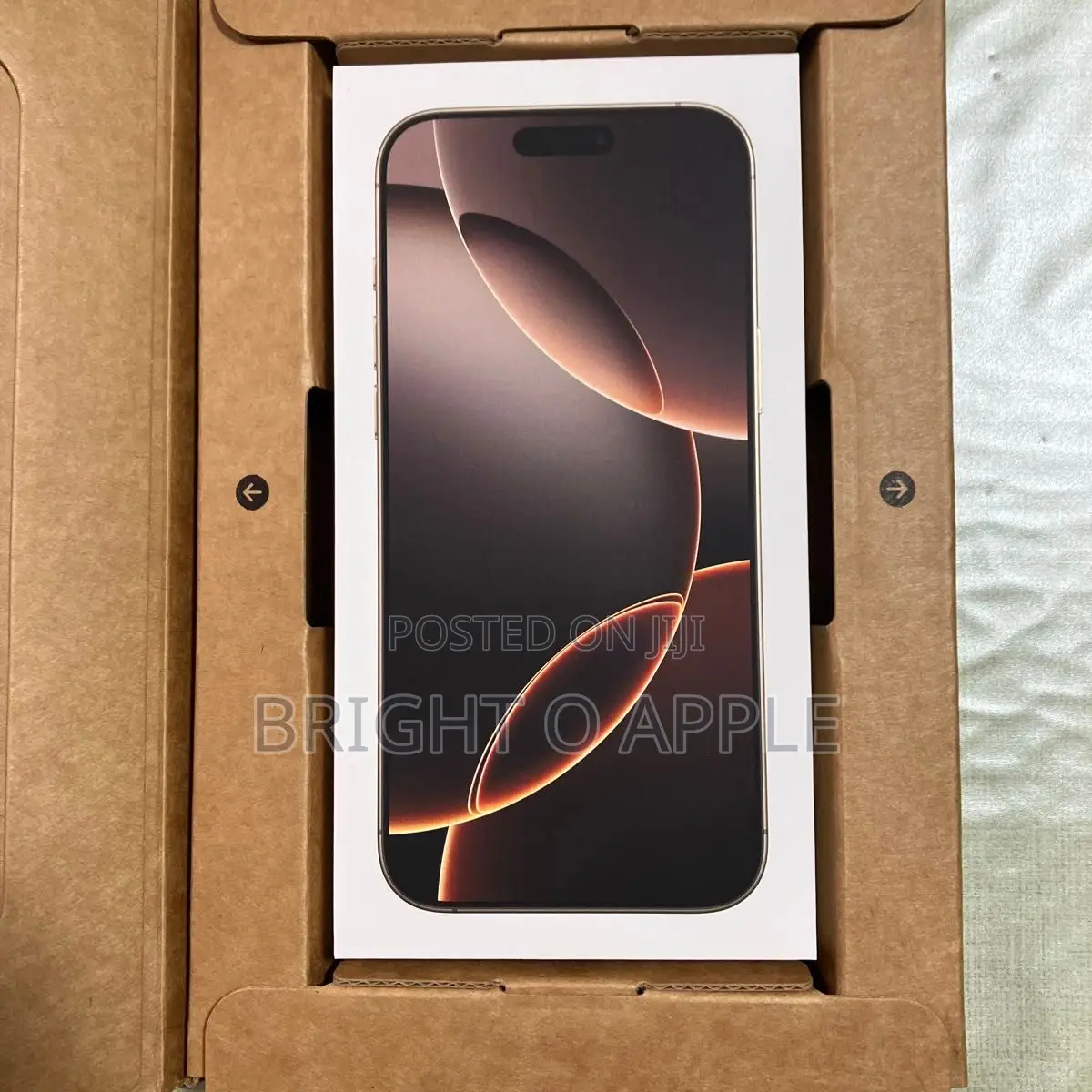 New Apple iPhone 16 Pro Max 256 GB Gold