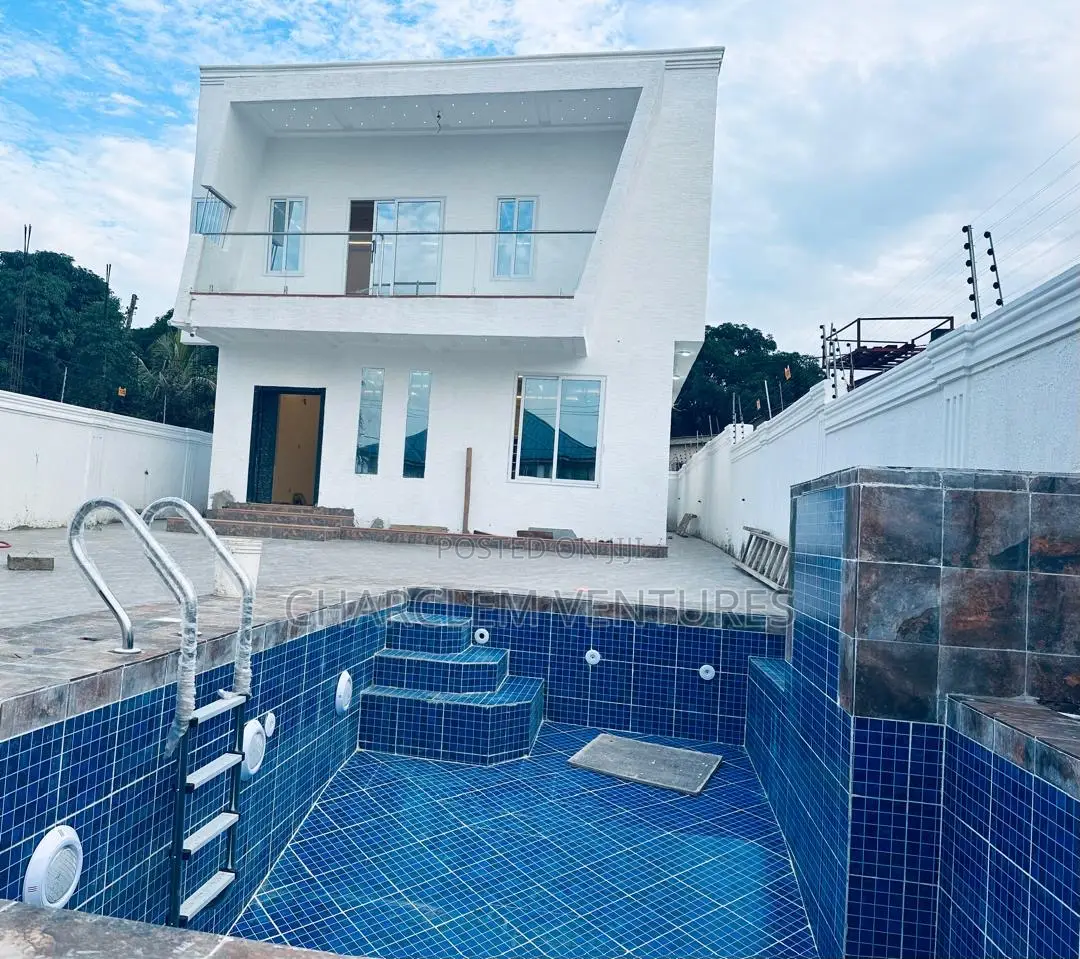 4bdrm House in Charclem Ventures, Ashaley Botwe for sale