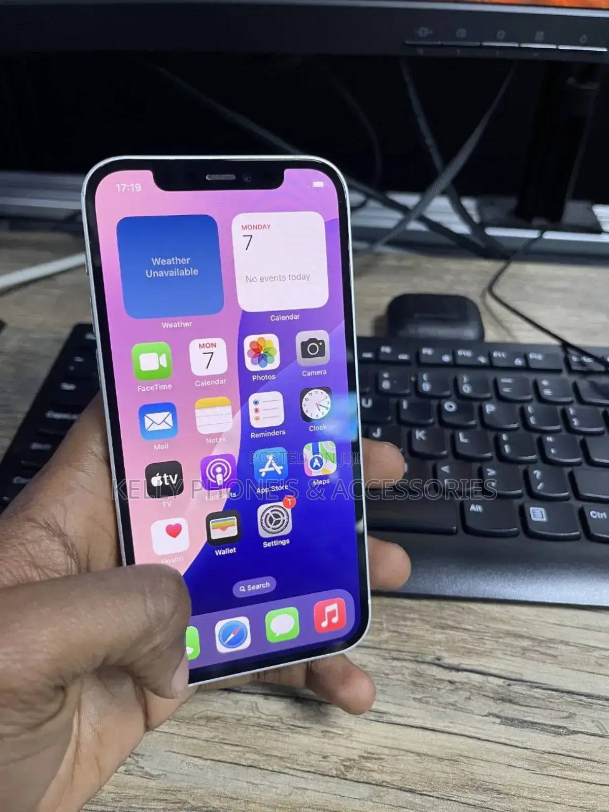 New Apple iPhone 11 256 GB White