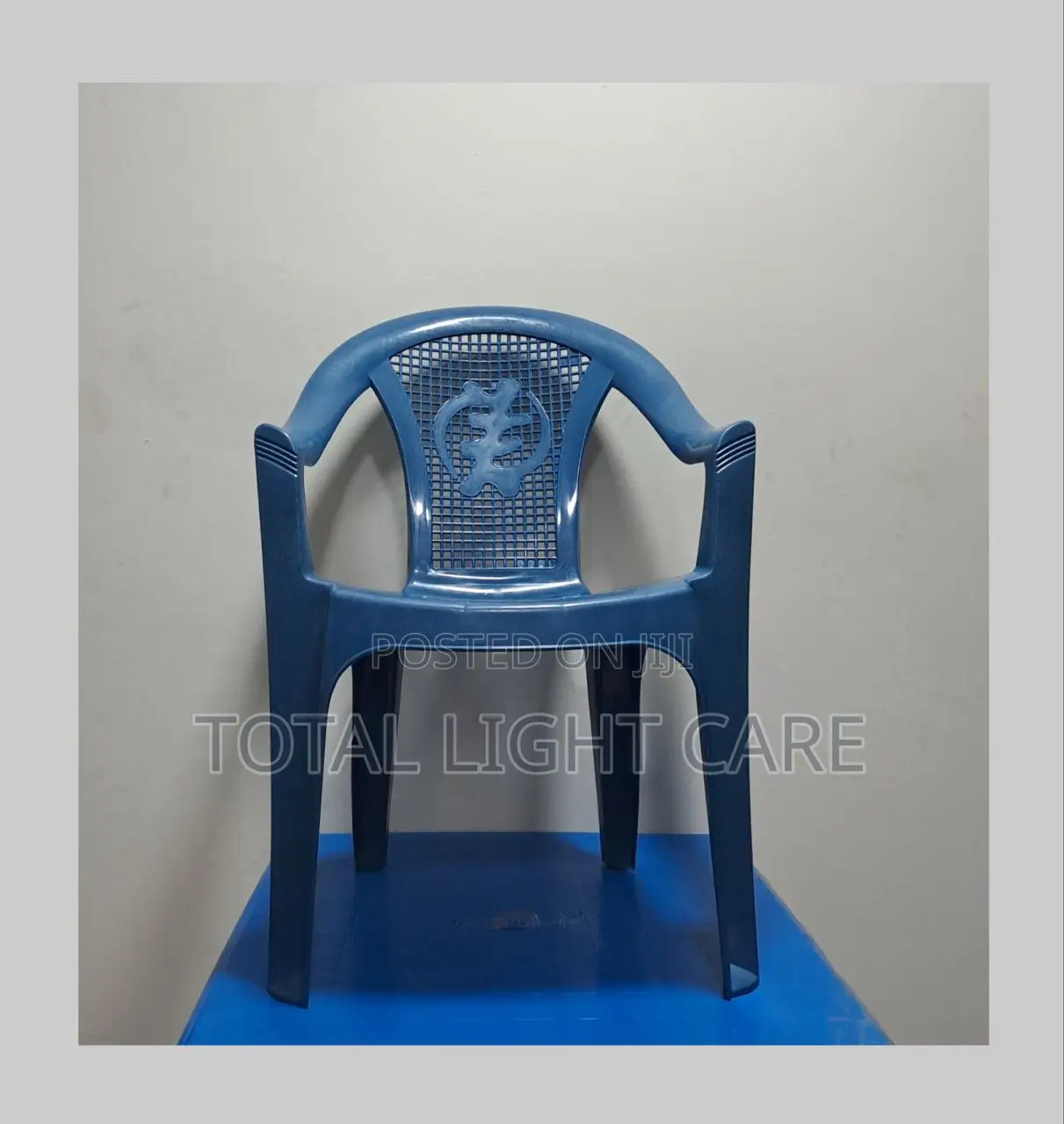 Gye Nyame Plastic Chair