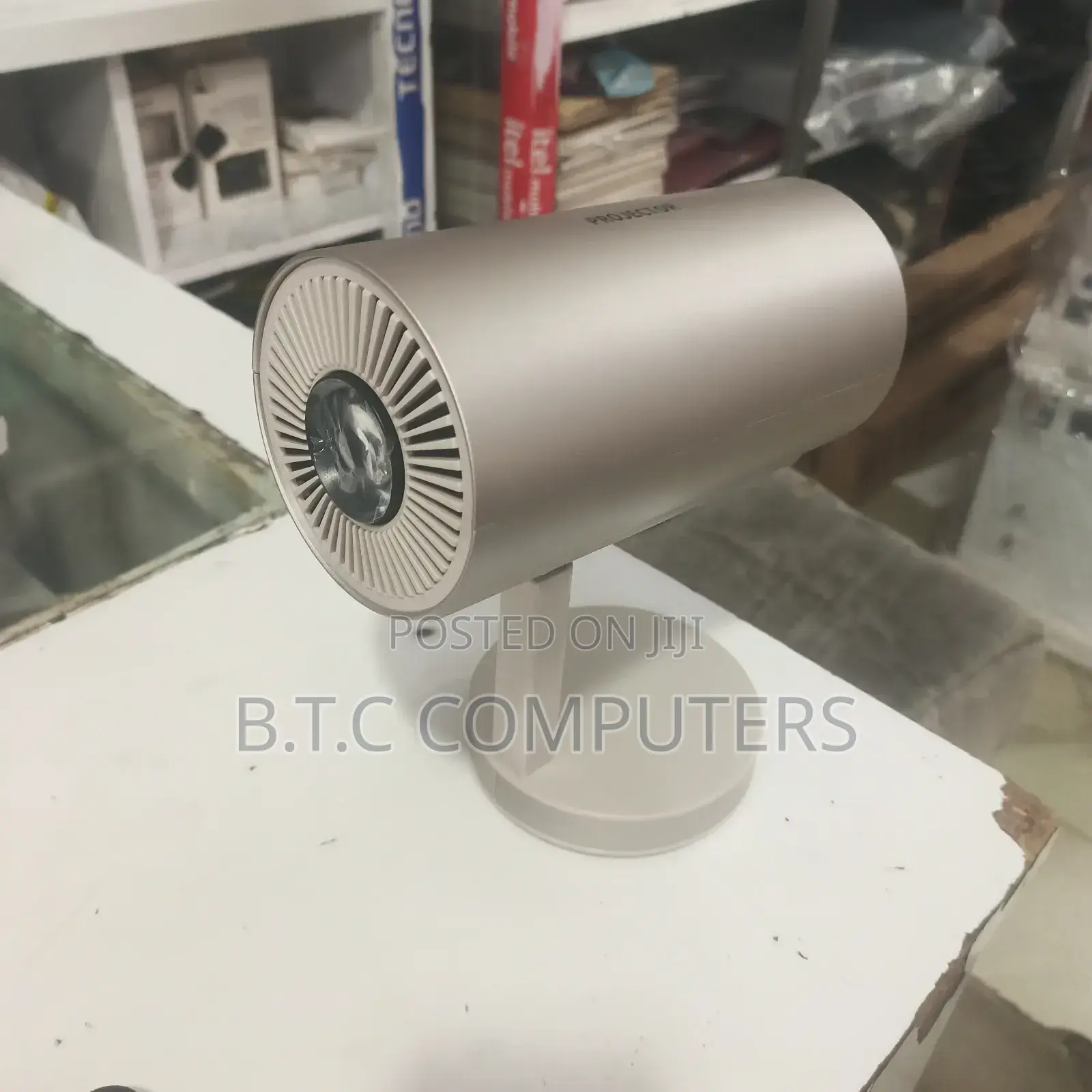 Smart Projector With Wifi 6 and Bluetooth 5.3, Automatic
