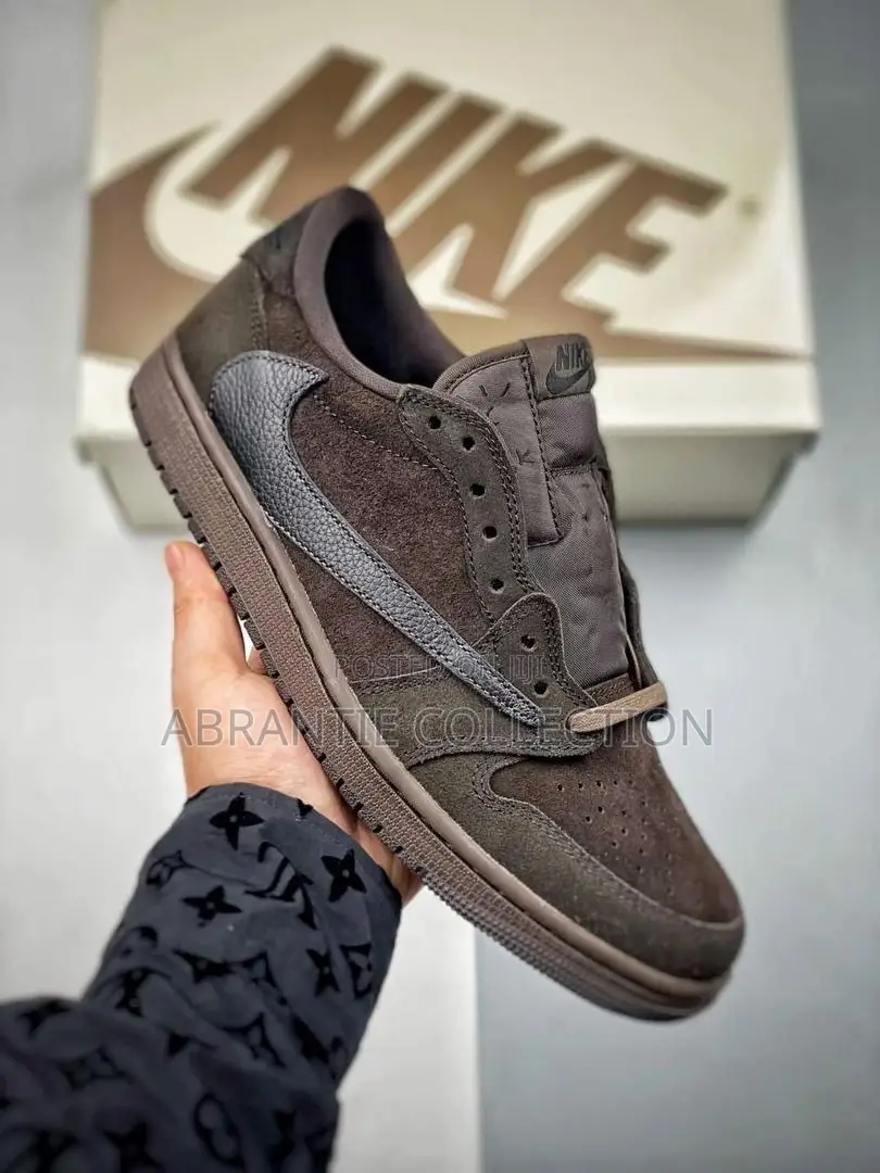 Air Jordan 1 X Travis Scott Low Velvet Brown