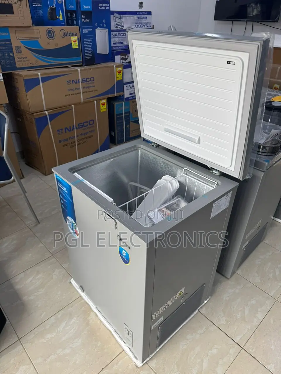 Midea 144l Chest Freezer Mdrc207fzn43 Durable Compact Design