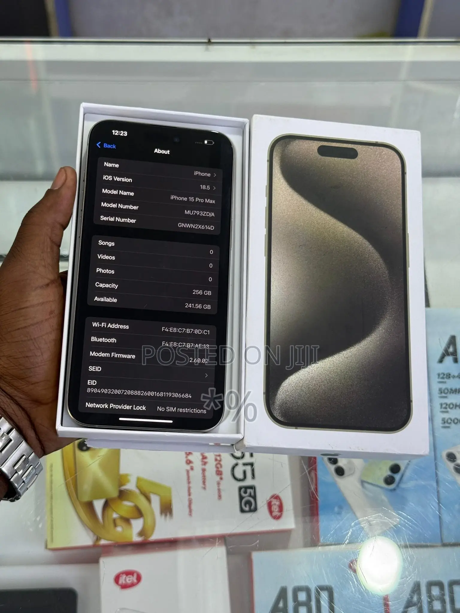 Apple iPhone 15 Pro Max 256 GB Silver
