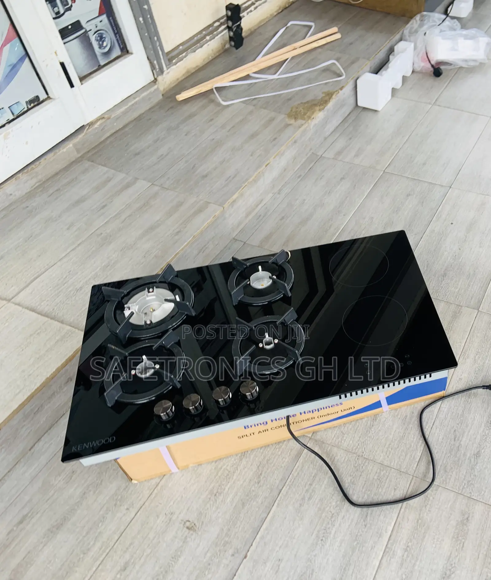 High Efficiency Kenwood 90cm Black 4 Gas 2 Electric Cooker