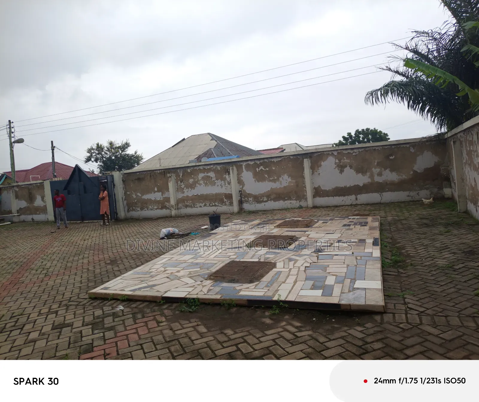 3bdrm House in Off Ablekuma Pokuase for sale