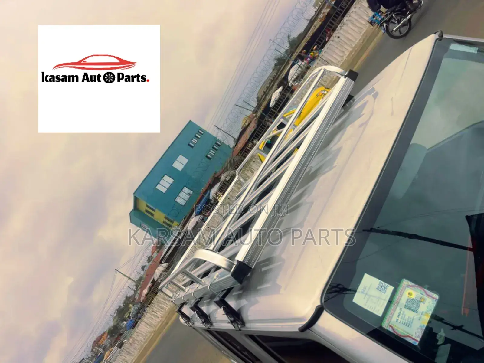 Carrier for 4x4 Cars