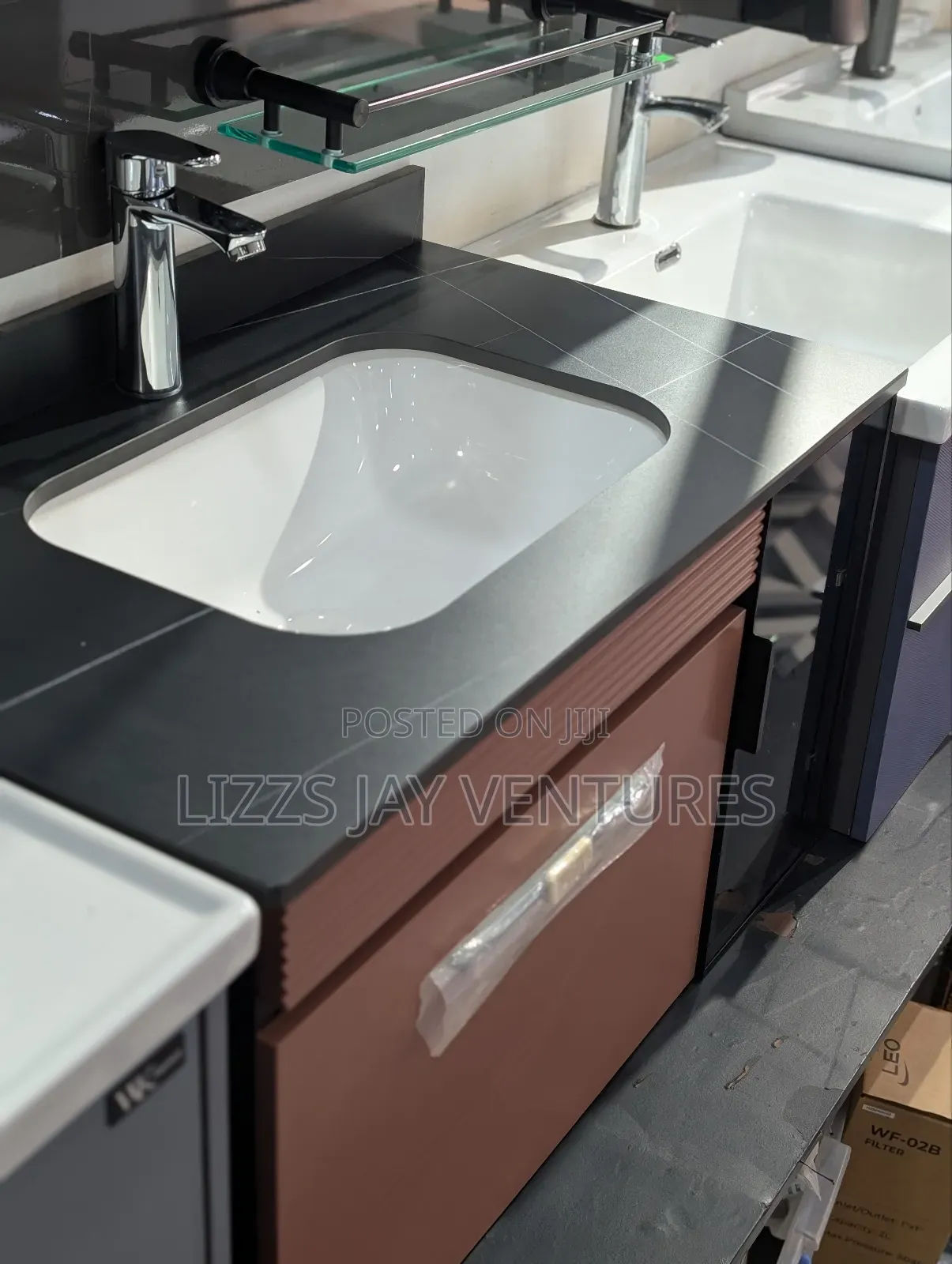 Cabinet Basin