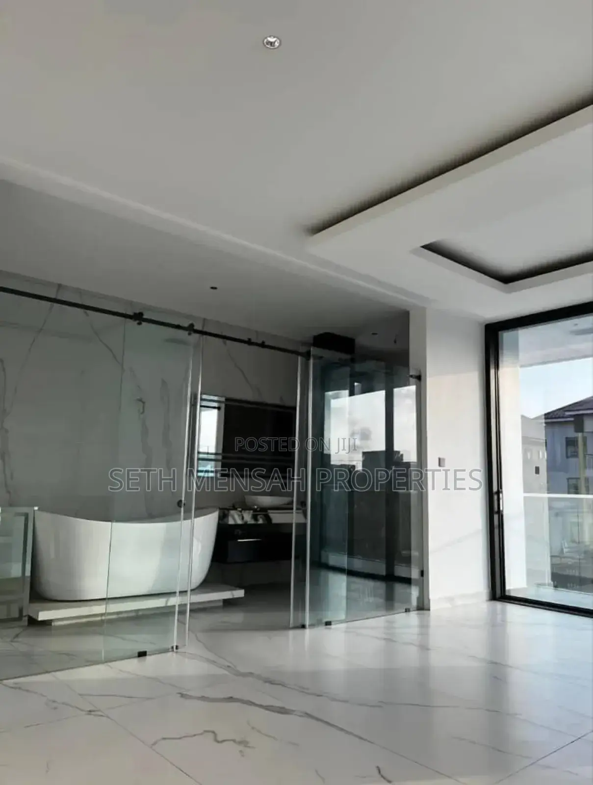 5bdrm House in Airport Residential Area for sale