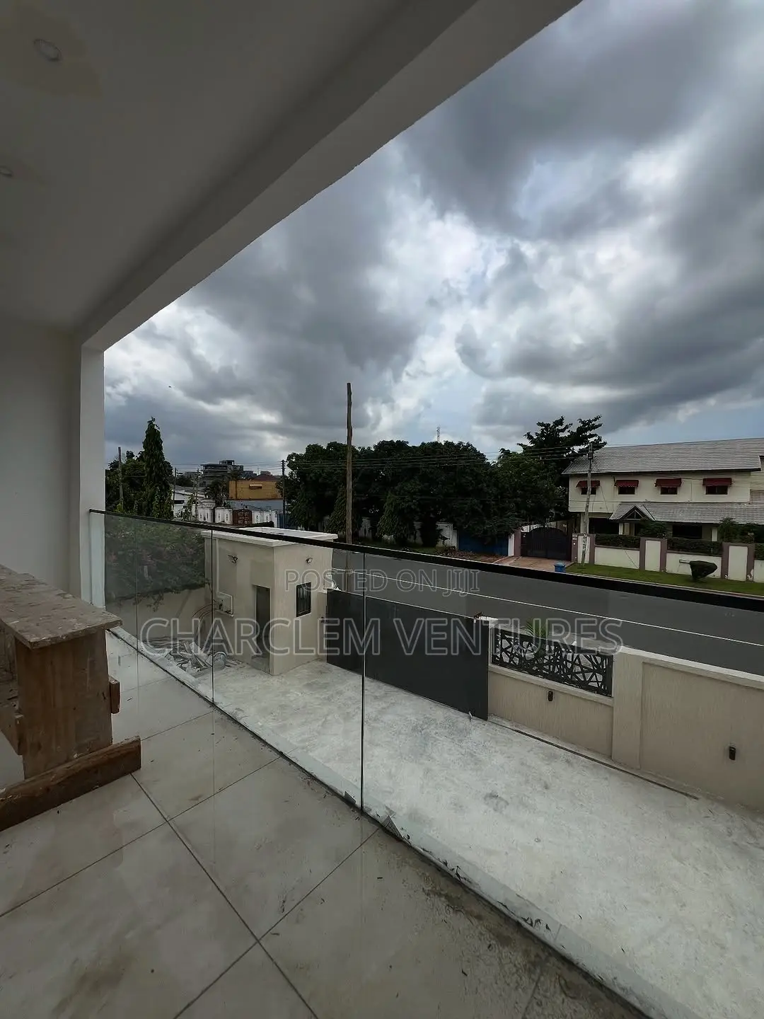 5bdrm House in Charclem Ventures, Dzorwulu for rent