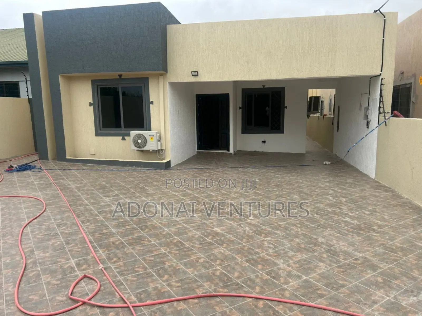 3bdrm House in Agric Kromoase, Kumasi Metropolitan for sale