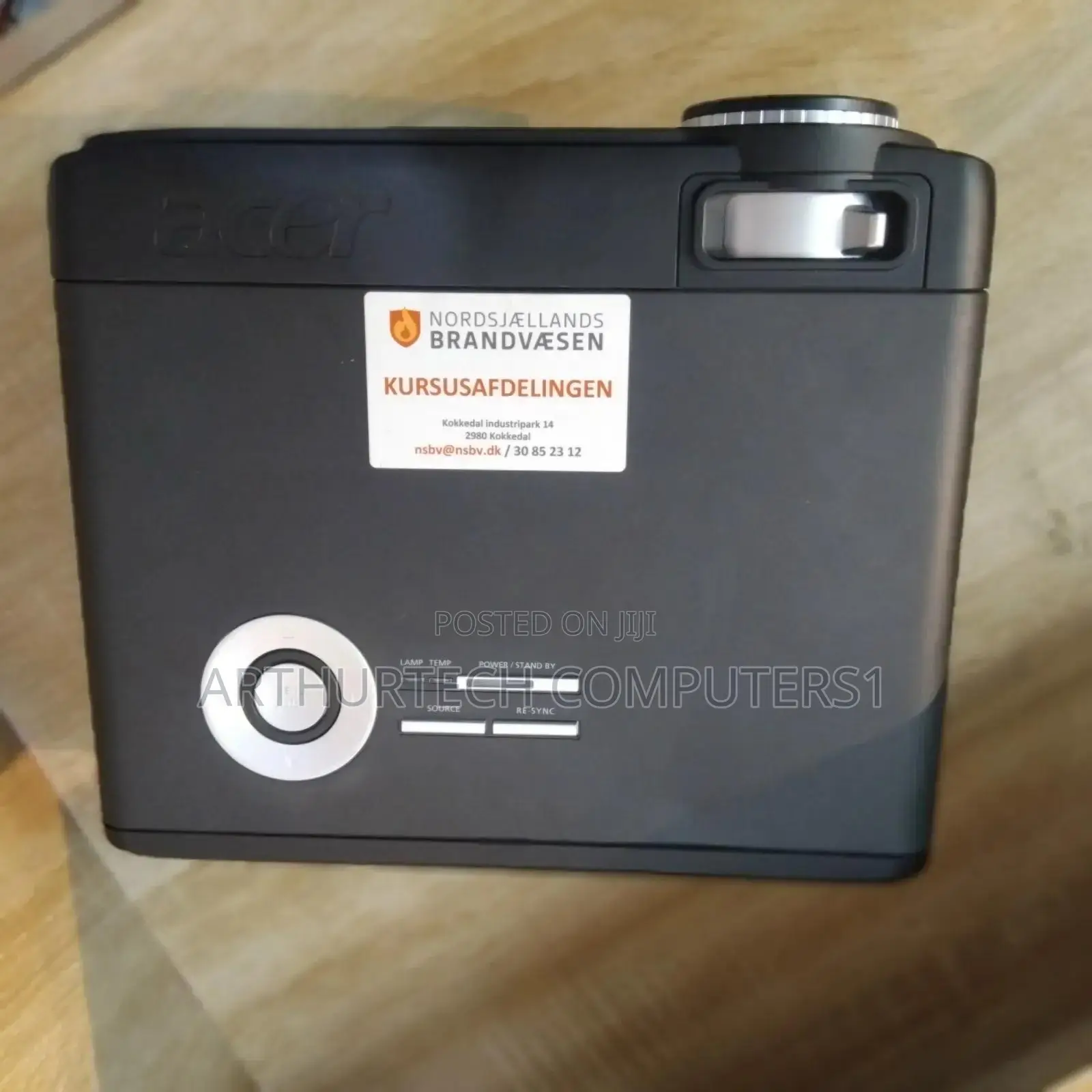 Acer Pd125 Projector