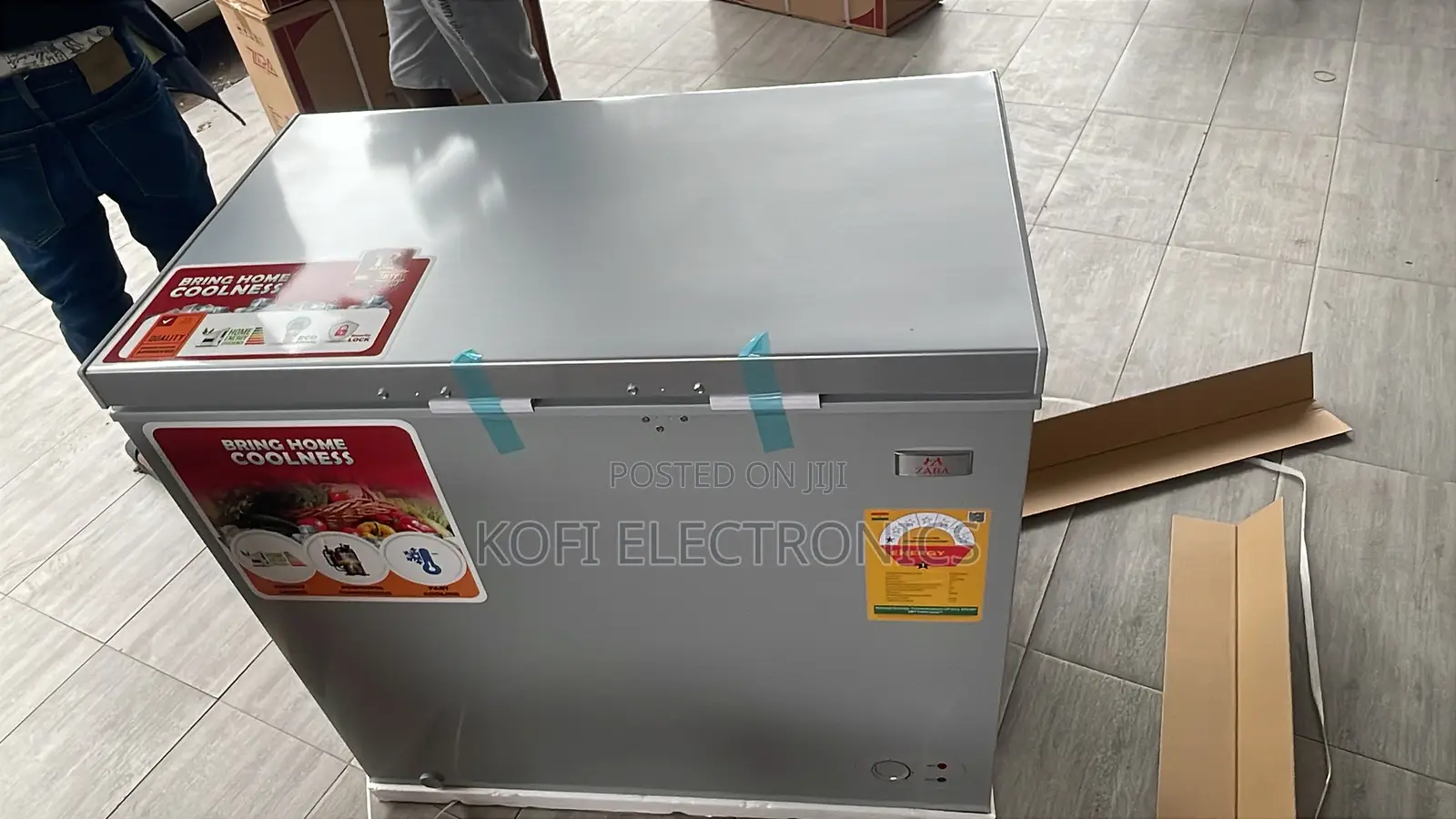 Keep Food Protected Zara Freezer 200ltr Lock Light Silver
