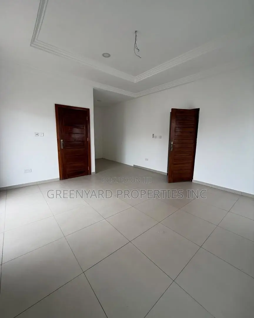 3bdrm House in Oyarifa for sale