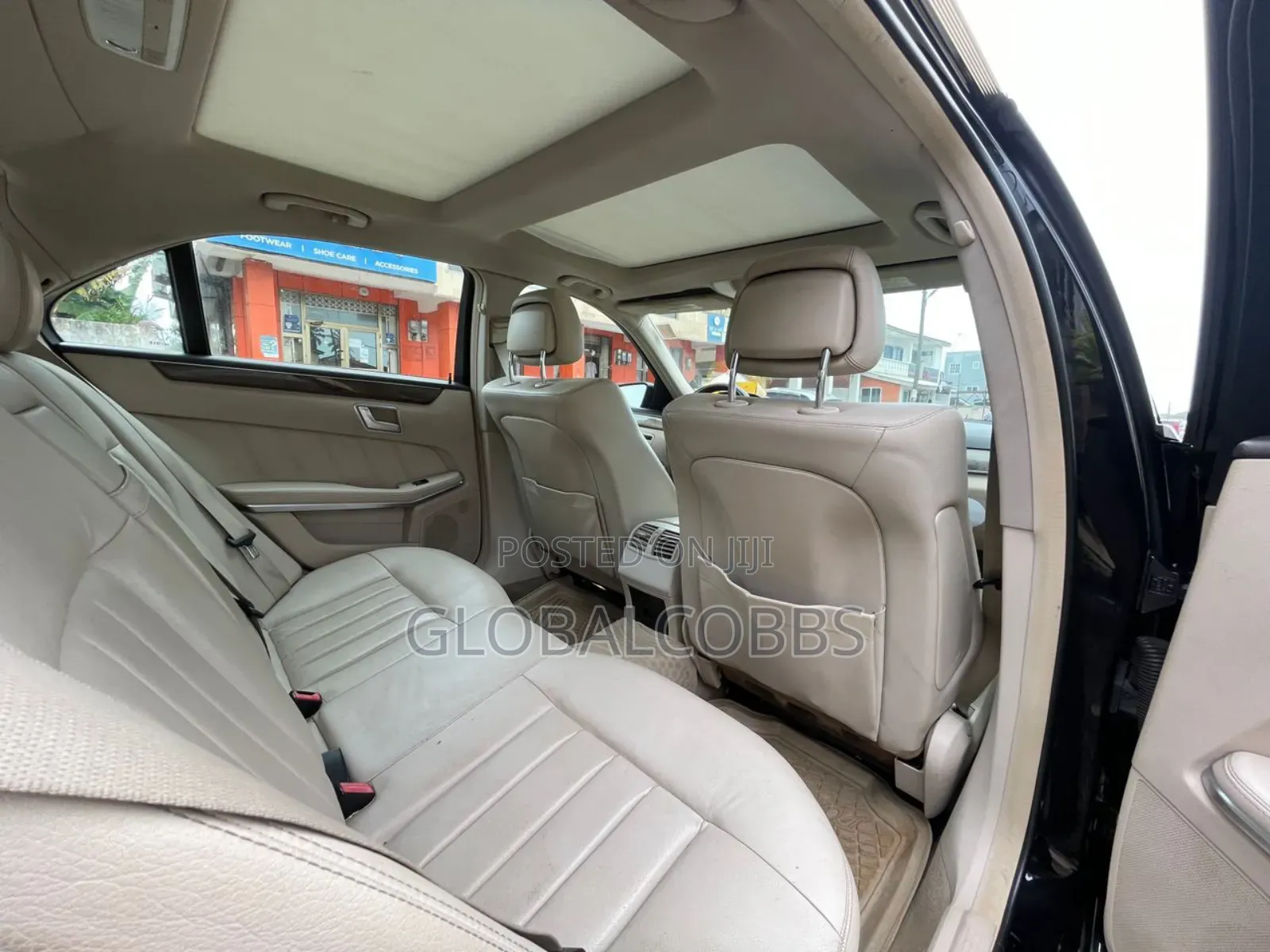 Mercedes-Benz E350 Base 4Matic Sedan AWD (3.5L 6cyl 7A) 2014 Black
