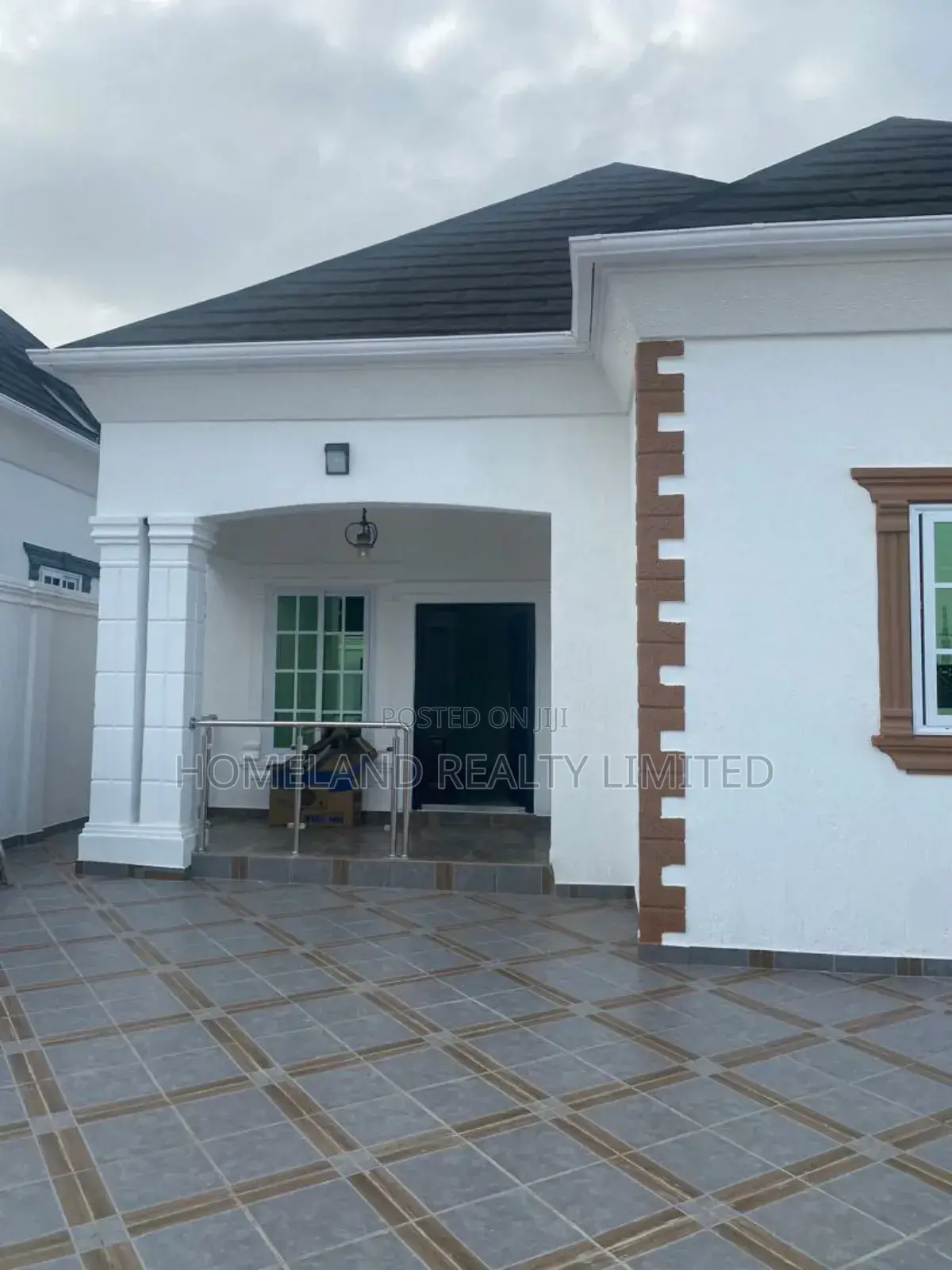 2bdrm Condo in Achimota, Mile 7 for sale