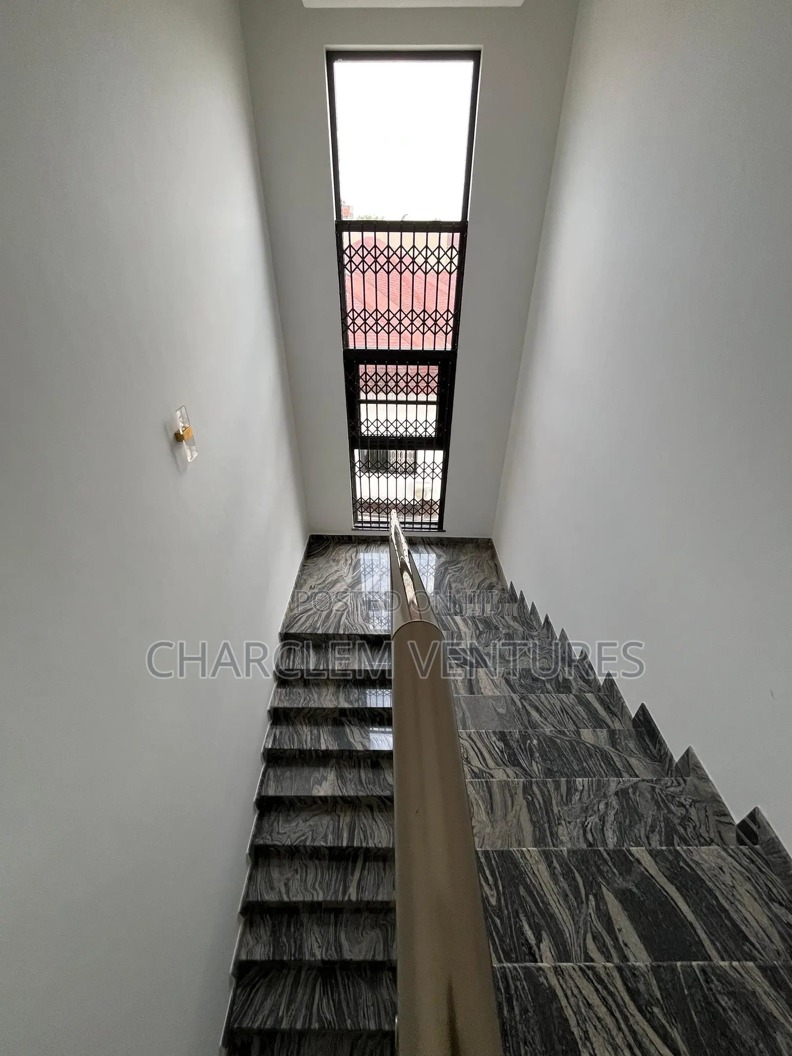 4bdrm House in Charclem Ventures, A&C Mall Area for rent