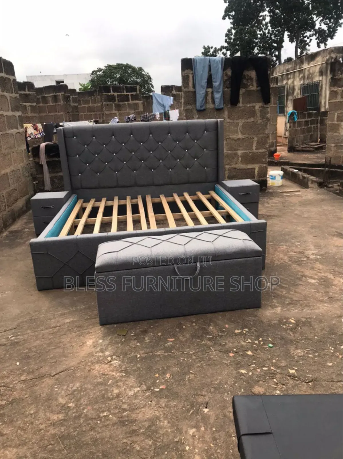 Sewing Queen Size Bed Frame With Side Drawers