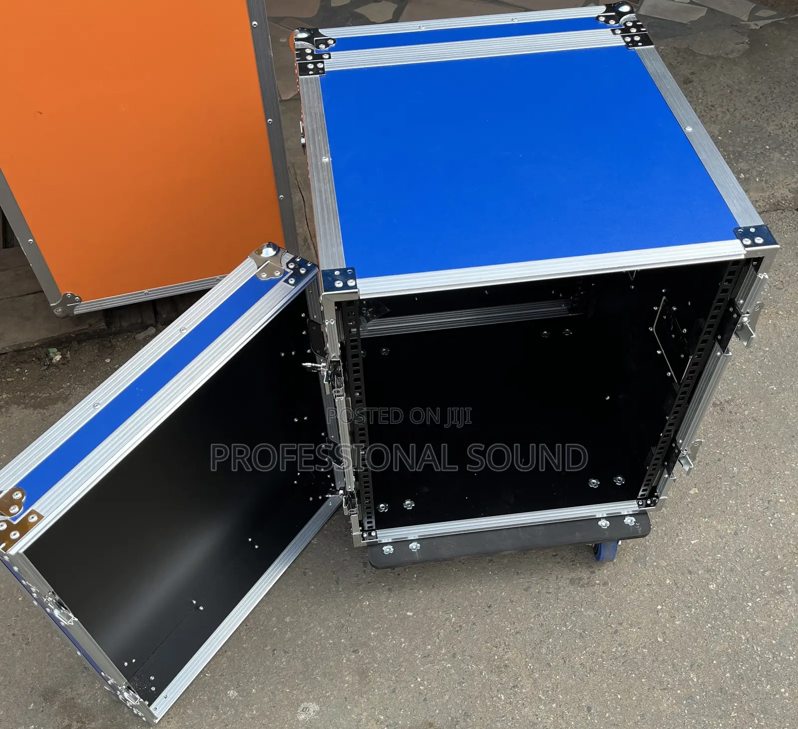 Amp Rack 12u 2doors With Table