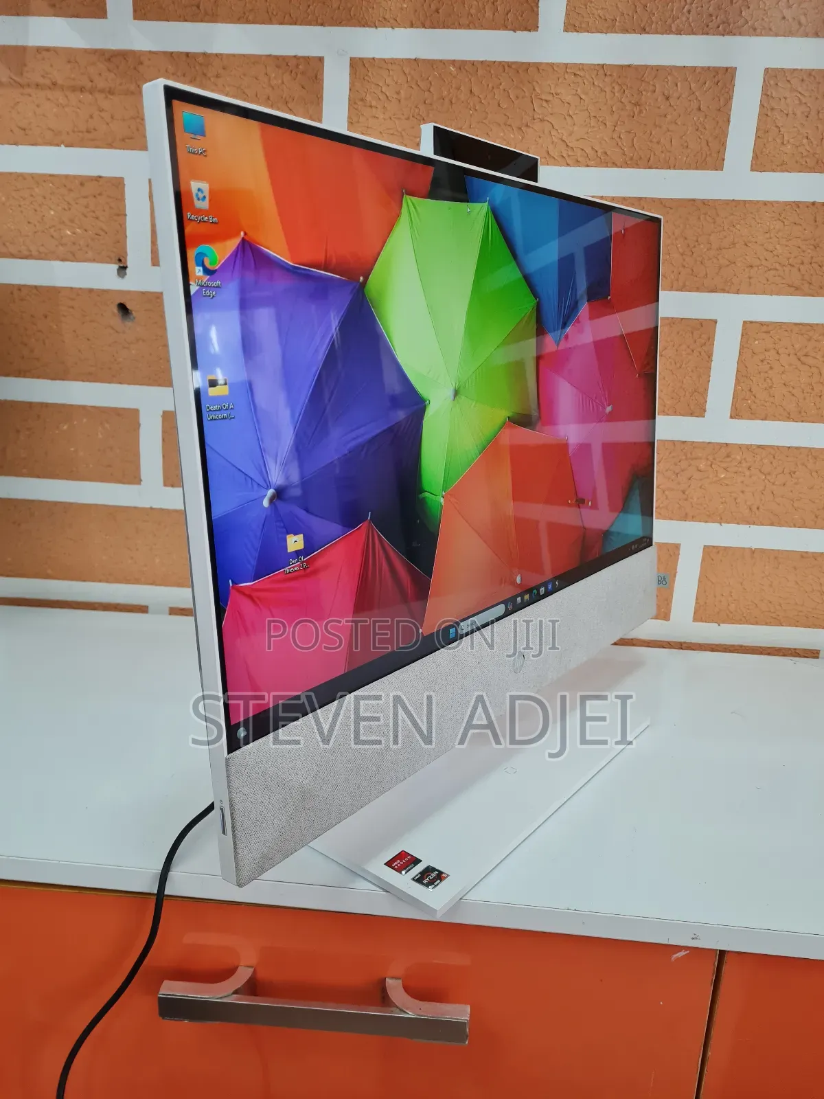 Desktop Computer HP Pavilion 24 8GB AMD Ryzen 5 SSD 512GB