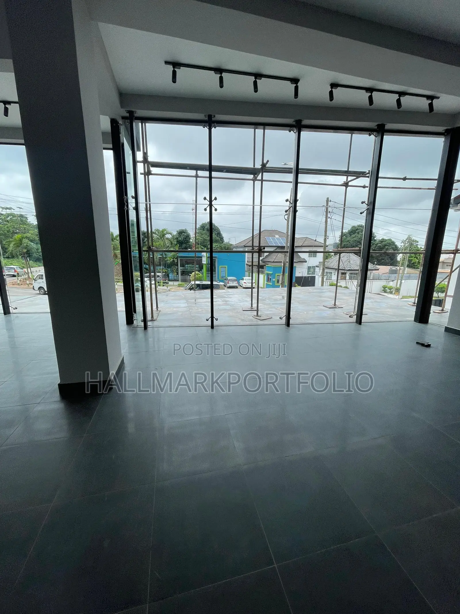 Showroom for Rent Dzorwulu