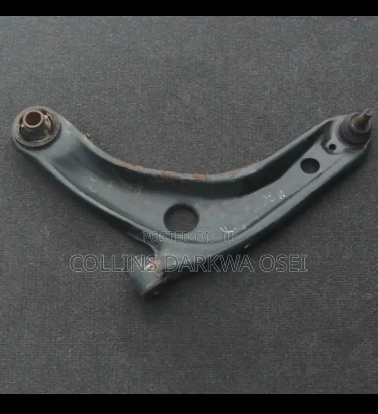 Toyota Vitz/Yaris Lower Arm