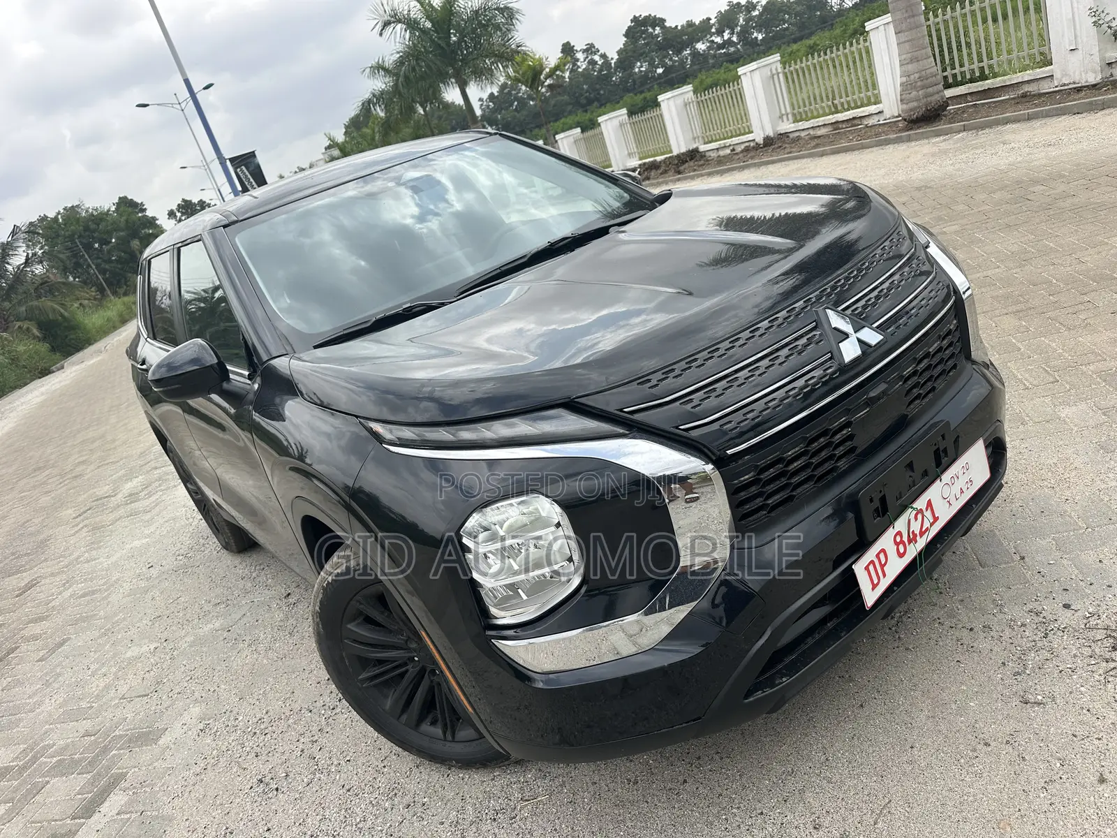 Mitsubishi Outlander 2024 Black