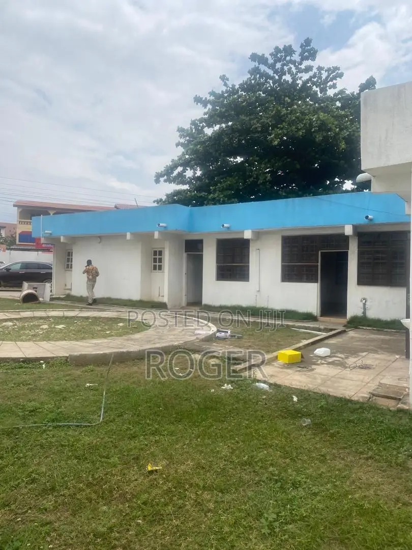 12 Bedroom House for Rent at Achimota ( Dome)